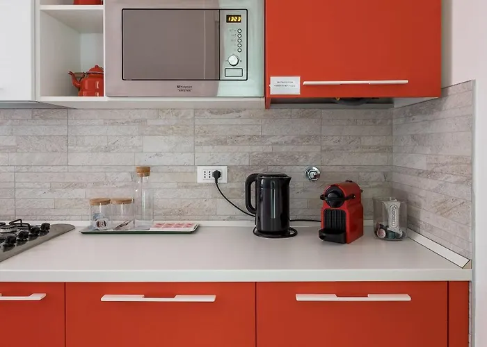 Canonica - Garisenda Apartman